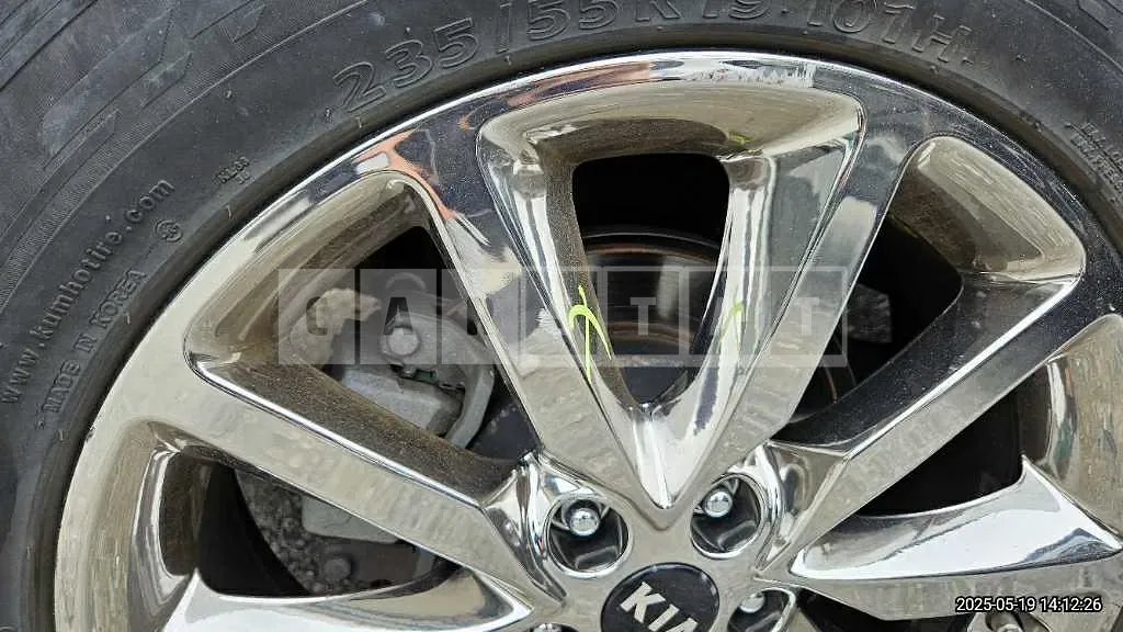 Photo 2 of 3: 2016 Kia (parts) Sorento Wheels — Korean insurance auction