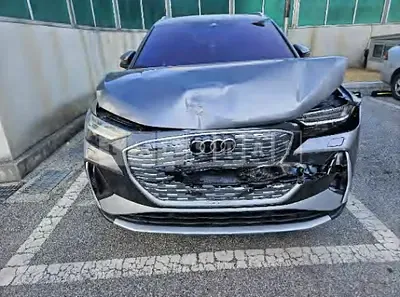 2025 AUDI Q4 45 e-tron