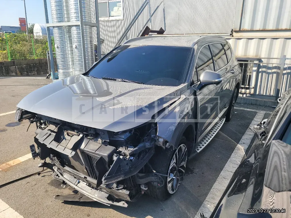 Photo 2 of 16: 2018 Hyundai Santa Fe TM 2.0, VIN KMHS381BBKU087945 — Korean insurance auction