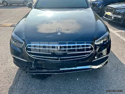 Photo 1 of 50: 2021 Mercedes-Benz E300e 4Matic, VIN W1KZF5EB9MA883387 — Korean insurance auction