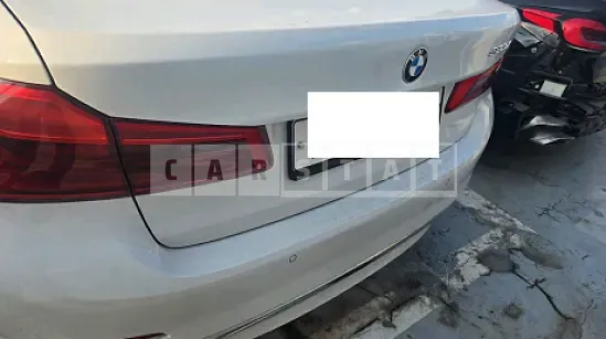 Photo 2 of 24: 2018 BMW 520d — Korean insurance auction