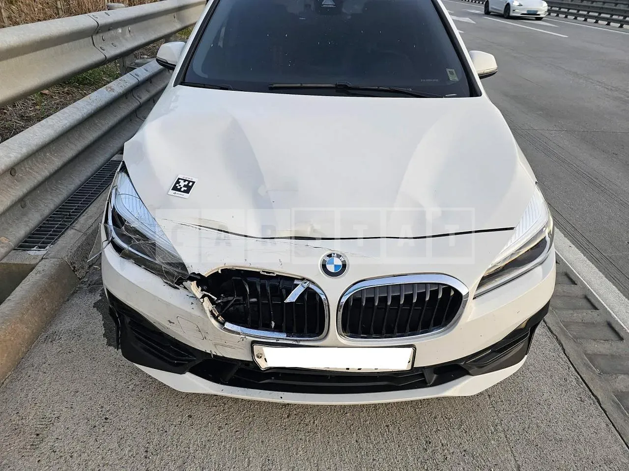 Photo 2 of 26: 2020 BMW Active Tourer, VIN WBA6T9103M7G33657 — Korean insurance auction