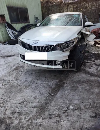 Photo 1 of 10: 2018 Kia K5, VIN KNAGS416BJA213499 — Korean insurance auction
