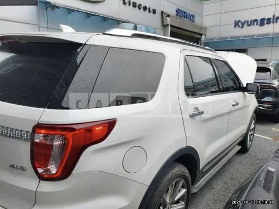 Photo 2 of 23: 2017 Ford Explorer — Korean insurance auction
