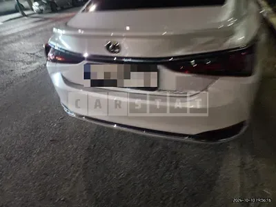 Photo 1 of 19: 2023 Lexus ES300h — Korean insurance auction