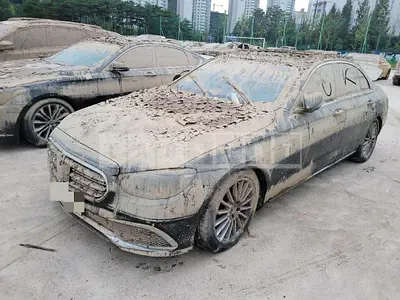 Photo 1 of 7: 2022 Mercedes-Benz Substance E250 — Korean insurance auction