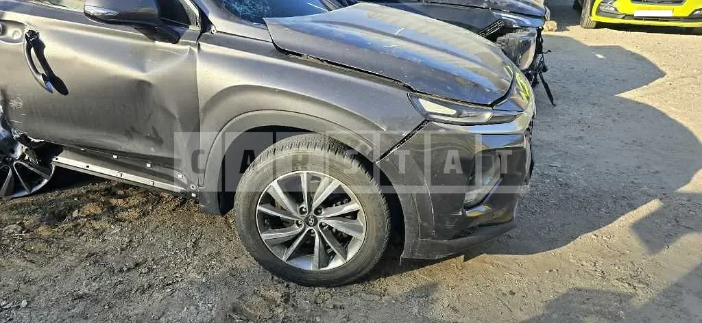 Photo 2 of 23: 2019 Hyundai Santa Fe — Korean insurance auction