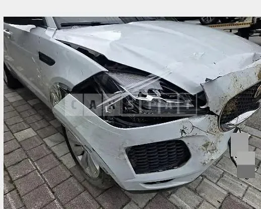 Photo 2 of 7: 2018 Jaguar E-Pace P250 — Korean insurance auction