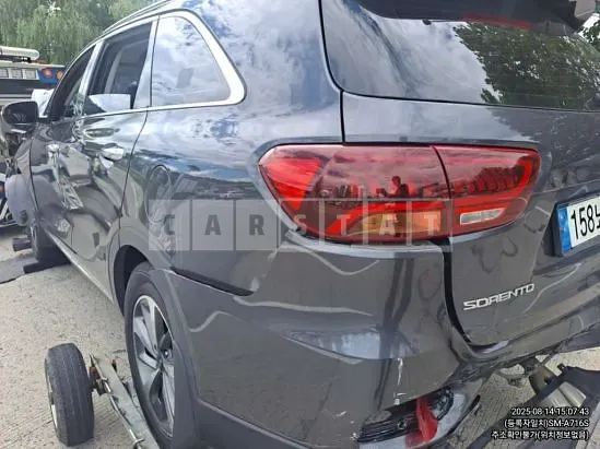 Photo 2 of 6: 2018 Kia Sorento — Korean insurance auction