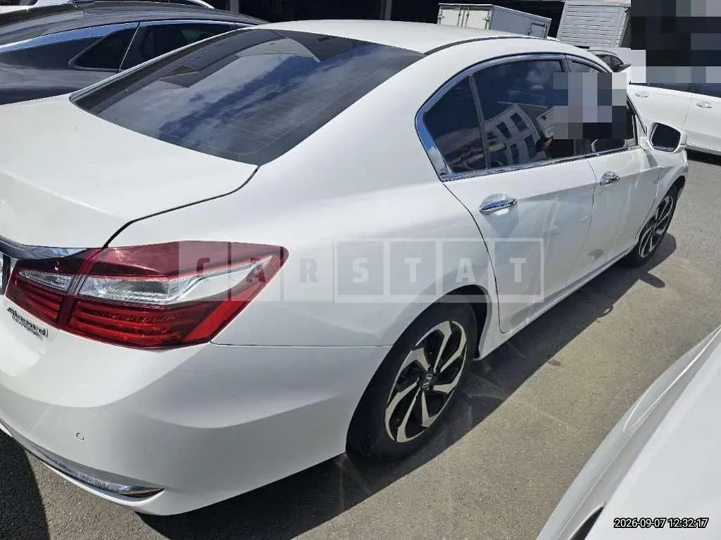 Photo 2 of 16: 2017 Honda Accord 2.4 — Korean insurance auction