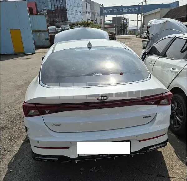 Photo 2 of 19: 2021 Kia K5 — Korean insurance auction