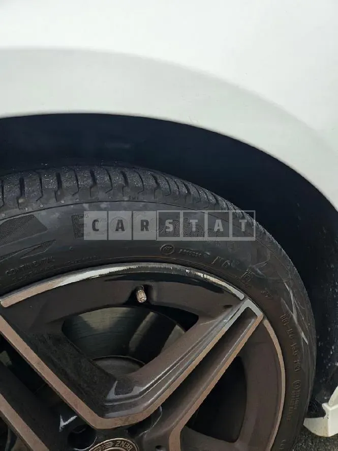 Photo 2 of 5: 2022 Mercedes-Benz (parts) CLA250 4Matic Wheel, Light — Korean insurance auction