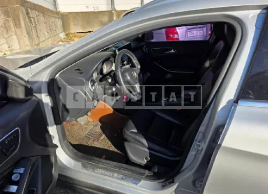 Photo 2 of 9: 2015 Mercedes-Benz GLA200 CDI 4Matic — Korean insurance auction