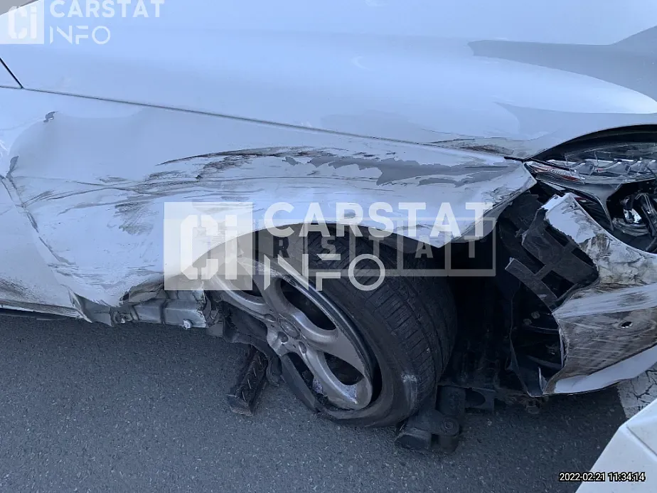 Photo 2 of 8: 2015 Mercedes-Benz E400 4Matic, VIN WDDHF6HB5FB166379 — Korean insurance auction