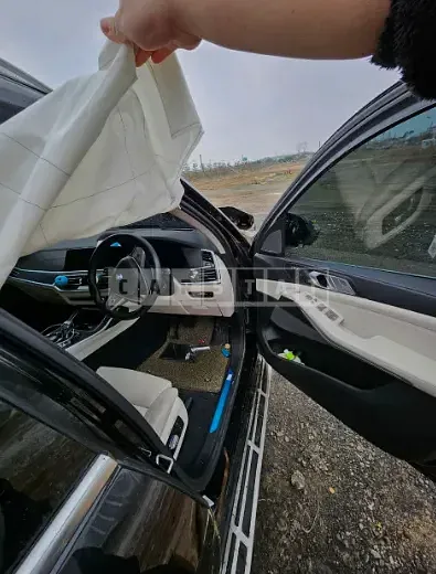 Photo 2 of 9: 2022 BMW X7 xDrive40d, VIN WBATB4107N9L00700 — Korean insurance auction