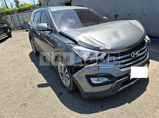 Photo 2 of 24: 2015 Hyundai Santa Fe — Korean insurance auction