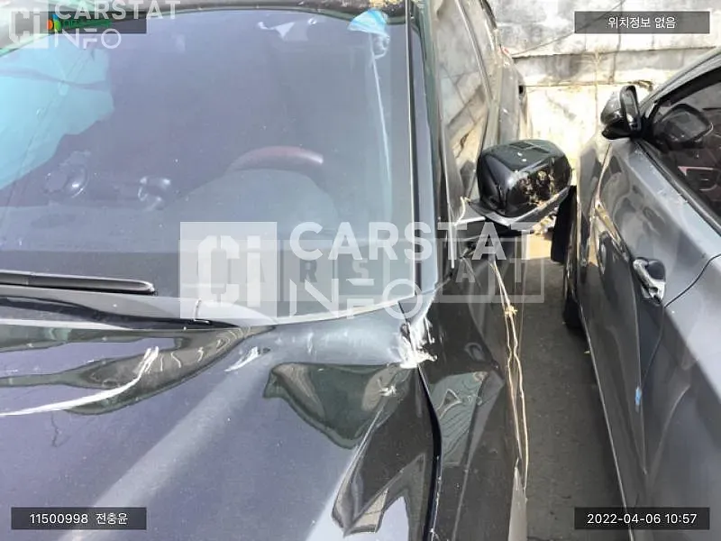 Photo 2 of 15: 2017 Hyundai Kona, VIN KMHK3816GJU060722 — Korean insurance auction