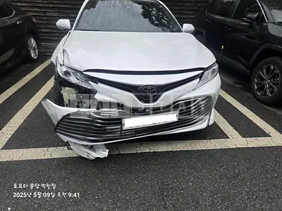 Photo 1 of 13: 2018 Toyota Camry, VIN JTNB11HK9J3073462 — Korean insurance auction