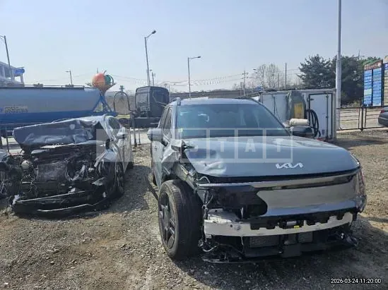 Photo 2 of 23: 2025 Kia EV9, VIN KNAAE815PSS056787 — Korean insurance auction