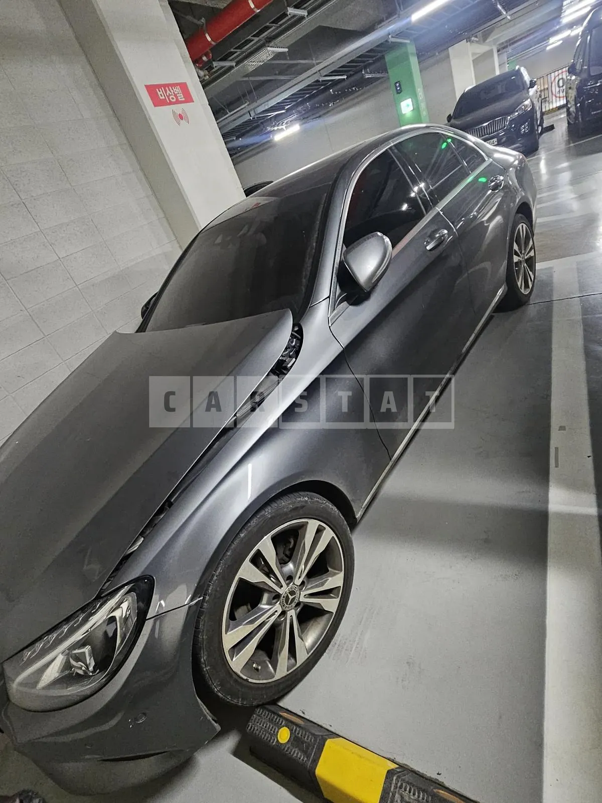 Photo 2 of 3: 2017 Mercedes-Benz C220 d, VIN WDDWF0EB2JR321768 — Korean insurance auction