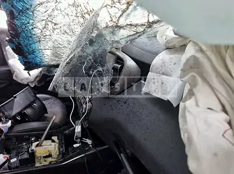 Photo 2 of 46: 2016 Volkswagen Kia Sorento, VIN WVWZZZAUZDW169848 — Korean insurance auction