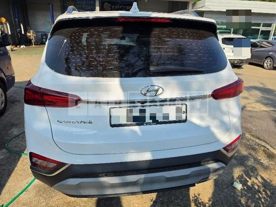 Photo 2 of 12: 2019 Hyundai Santa Fe TM 2.0 — Korean insurance auction