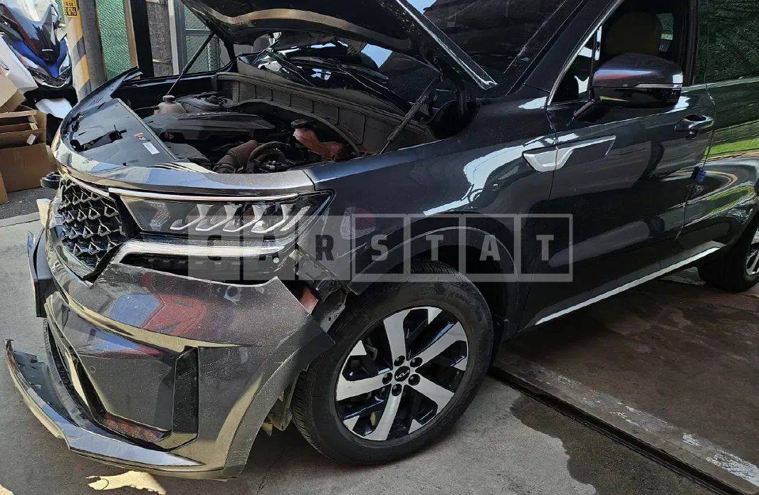 Photo 2 of 38: 2022 Kia Sorento 2.2 — Korean insurance auction