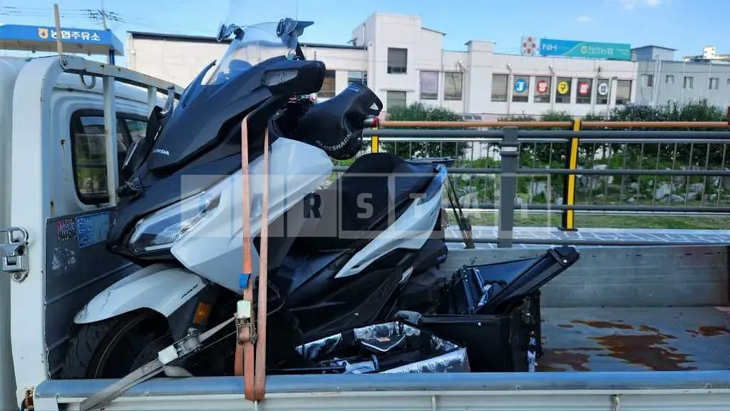 Photo 2 of 25: 2025 Honda (Two-Wheel) Forza 350 — Korean insurance auction