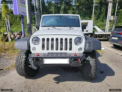Photo 1 of 39: 2016 Jeep Straw Wrangler 3.6 Sports, VIN 1C4HJWAG9GL332252 — Korean insurance auction