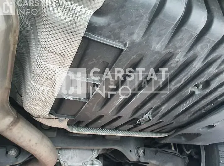Photo 2 of 26: 2018 Mercedes-Benz E220d 4Matic, VIN WDDZF0FB8JA436689 — Korean insurance auction