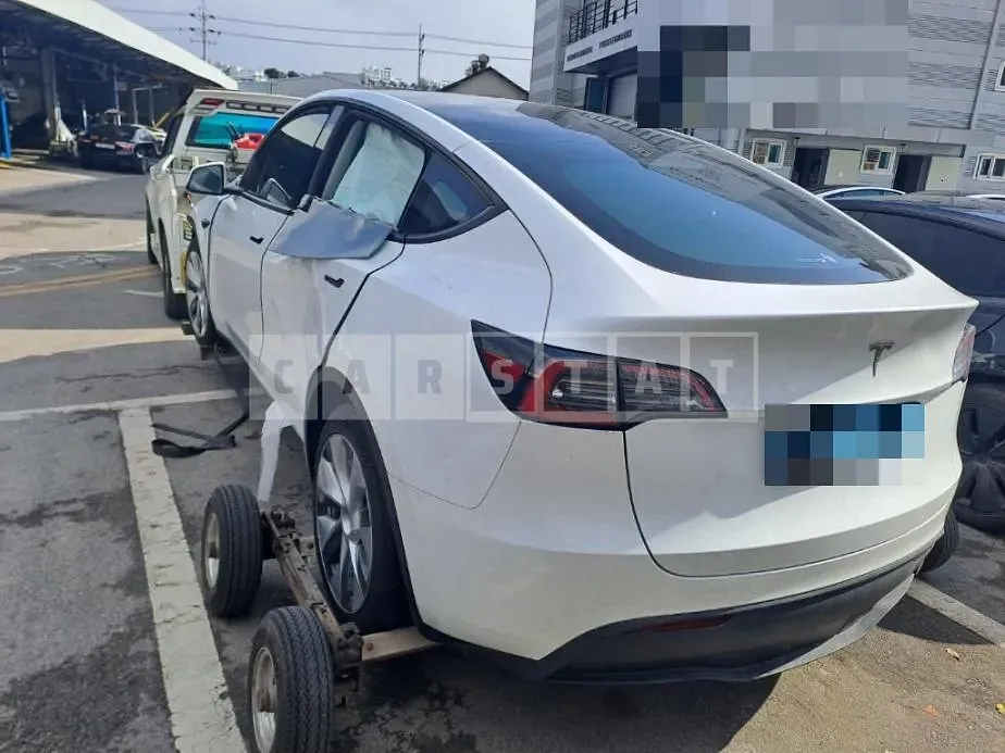 Photo 2 of 16: 2023 Tesla Model Y RWD — Korean insurance auction
