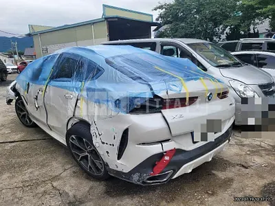 Photo 1 of 19: 2022 BMW X6 xDrive40i, VIN WBACY6109N9L66434 — Korean insurance auction