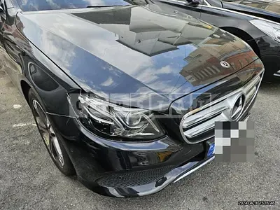 Photo 1 of 27: 2019 Mercedes-Benz E220d — Korean insurance auction