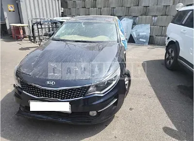 Photo 1 of 24: 2018 Kia K5 — Korean insurance auction