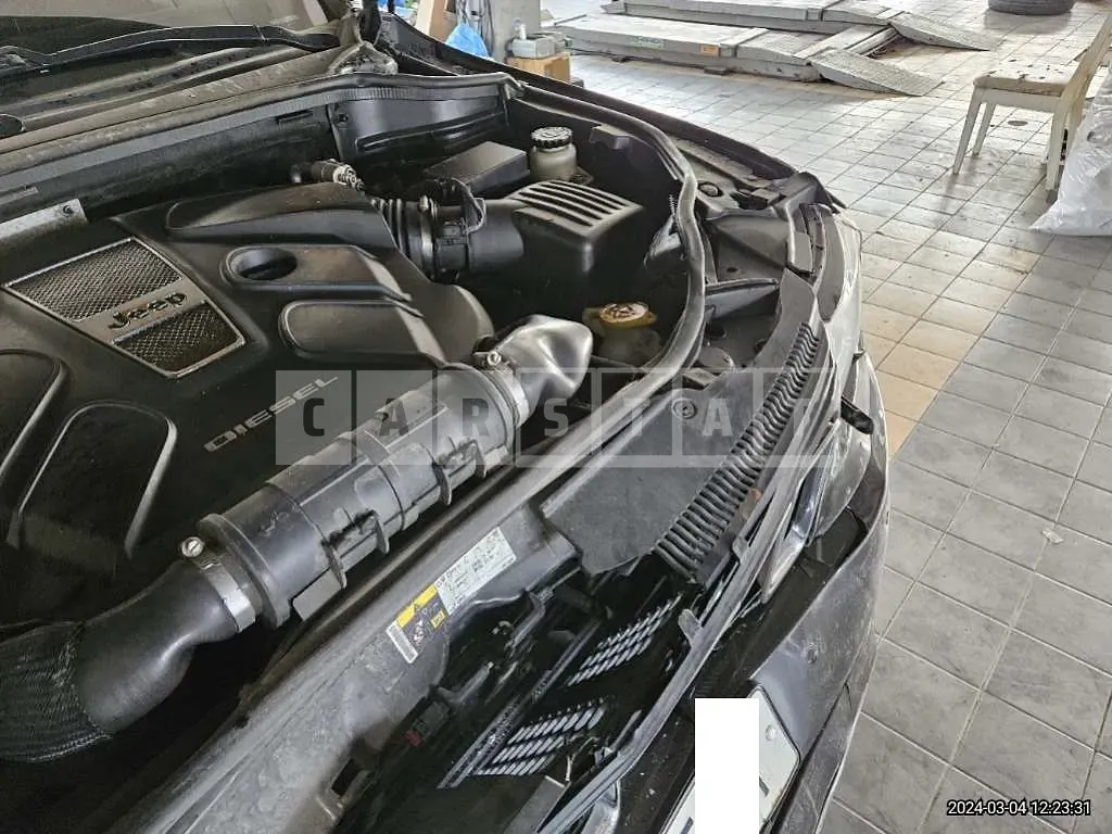 Photo 2 of 12: 2015 Jeep Grand Cherokee, VIN 1C4RJFCM1FC210605 — Korean insurance auction