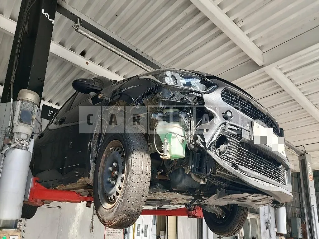 Photo 2 of 23: 2020 Kia Kz — Korean insurance auction