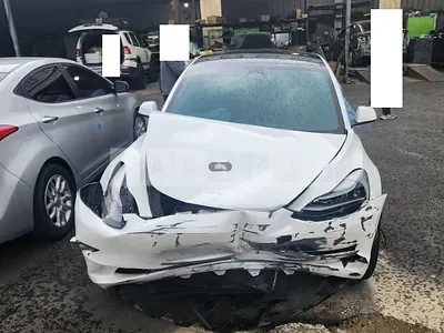 Photo 1 of 10: 2022 Tesla Model 3 Long Range — Korean insurance auction