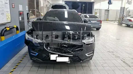 Photo 2 of 6: 2019 Volvo XC60 T6 AWD, VIN YV1UZA22CK1346217 — Korean insurance auction