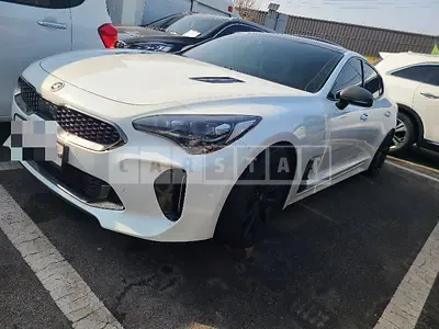 Photo 1 of 31: 2018 Kia Stinger 3.3 AWD — Korean insurance auction