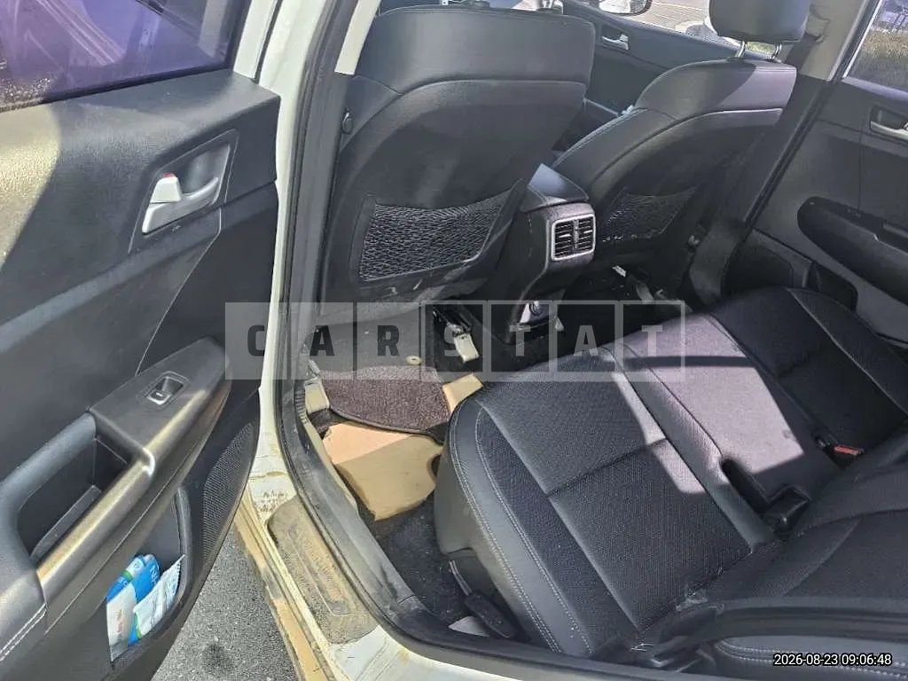 Photo 2 of 7: 2017 Kia Sportage — Korean insurance auction
