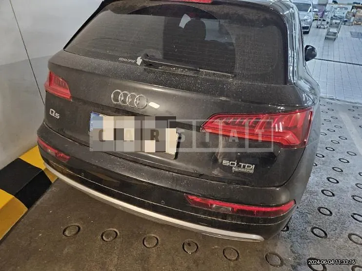 Photo 2 of 17: 2020 Audi Q5 50 3.0 TDI quattro — Korean insurance auction
