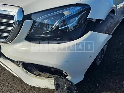 Photo 1 of 3: 2016 Mercedes-Benz (parts) E300 Light — Korean insurance auction
