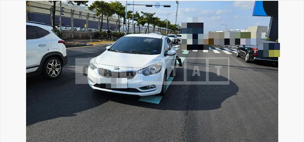 Photo 2 of 15: 2015 Kia Kz — Korean insurance auction