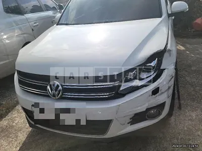 Photo 1 of 14: 2015 Volkswagen Tiguan 2.0 TDI Blue Motion, VIN WVGZZZ5NZFW564133 — Korean insurance auction