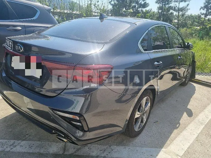 Photo 2 of 31: 2019 Kia K3 1.6 — Korean insurance auction