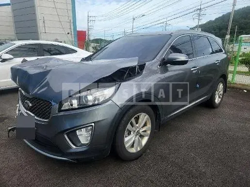 Photo 2 of 26: 2016 Kia Sorento — Korean insurance auction