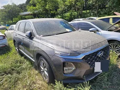 Photo 1 of 7: 2019 Hyundai Calm Santa Fe 2.0T — Korean insurance auction
