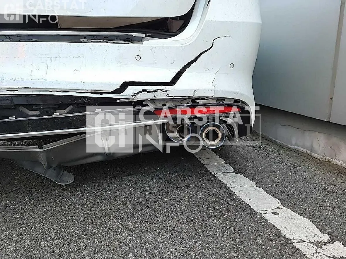 Photo 2 of 20: 2017 Kia K5, VIN KNAGW416BHA156792 — Korean insurance auction