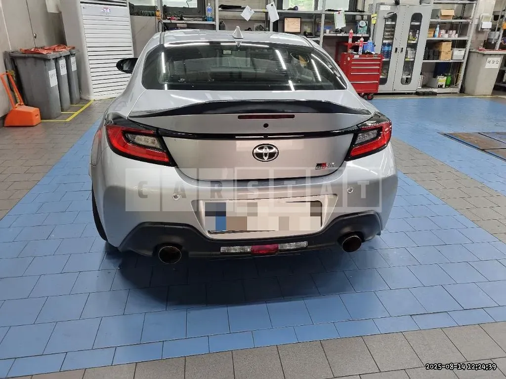 Photo 2 of 40: 2024 Toyota GR86 — Korean insurance auction