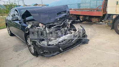 Photo 1 of 13: 2019 Mercedes-Benz E 300 4Matic — Korean insurance auction
